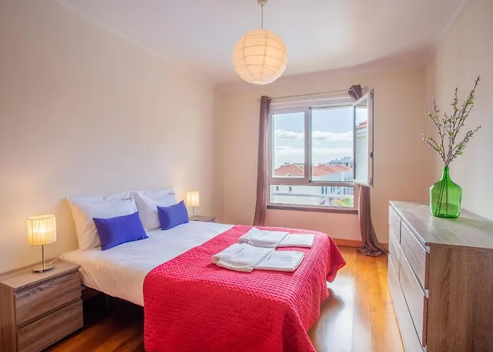 Feels Like Home Funchal Modern Apartment with Pool